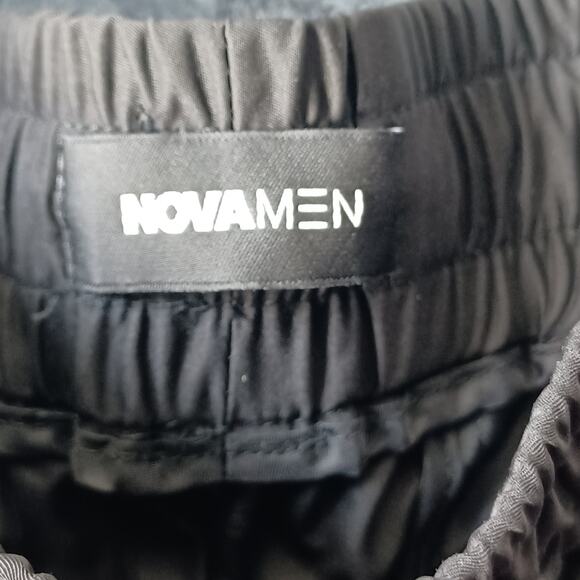 Nova Men "Running from love" Nylon Cargo Pant BNWT Small - Picture 3 of 6